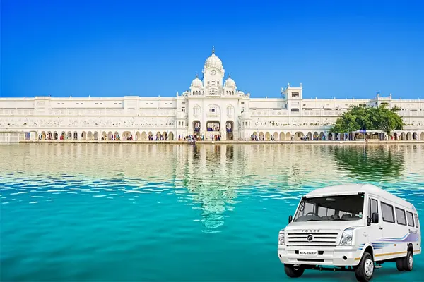 Tempo Traveller in Amritsar
